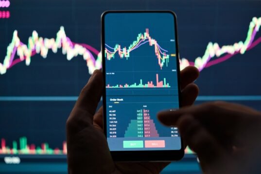 Crypto,Trader,Investor,Broker,Holding,Finger,Using,Cell,Phone,App Crypto,Trader,Investor,Broker,Holding,Finger,Using,Cell,Phone,App