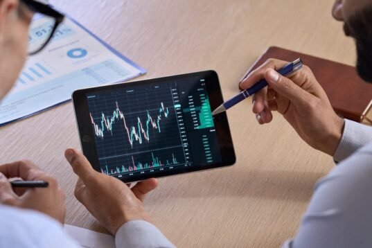 Trader,Consulting,Business,Investor,Showing,Crypto,Trading,Chart,Using,Digital Trader,Consulting,Business,Investor,Showing,Crypto,Trading,Chart,Using,Digital